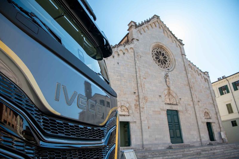 IVECO insignita del XXIV Premio Internazionale “Barsanti e Matteucci” - AUTO INDUSTRIALE BERGAMASCA