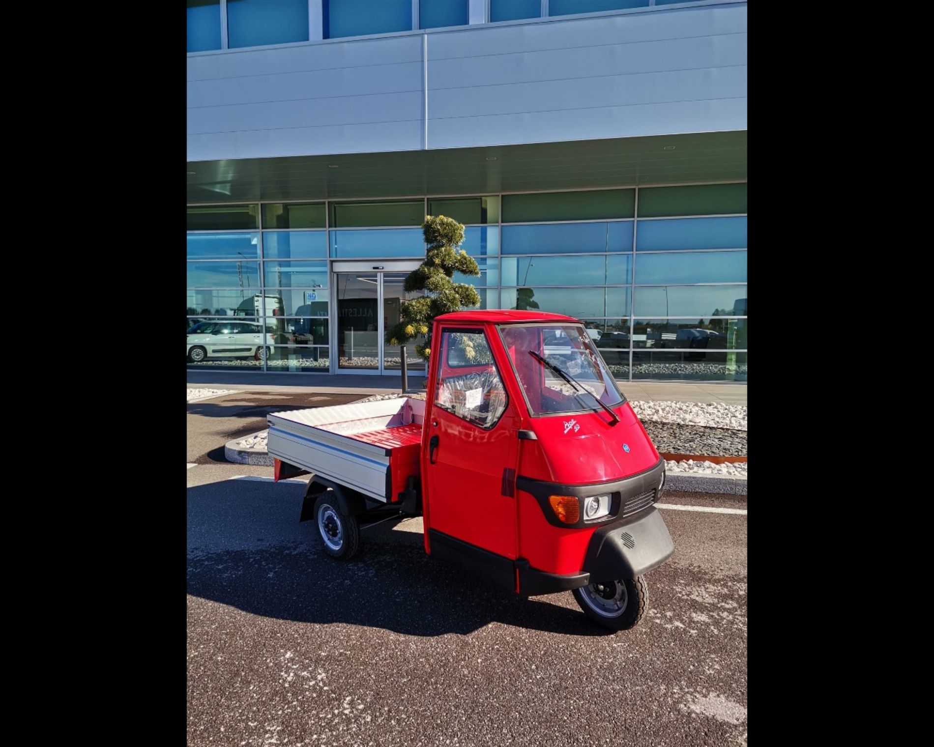 Altri marchi APE 50 TOP E4 RED SPRINT - AUTO INDUSTRIALE BERGAMASCA