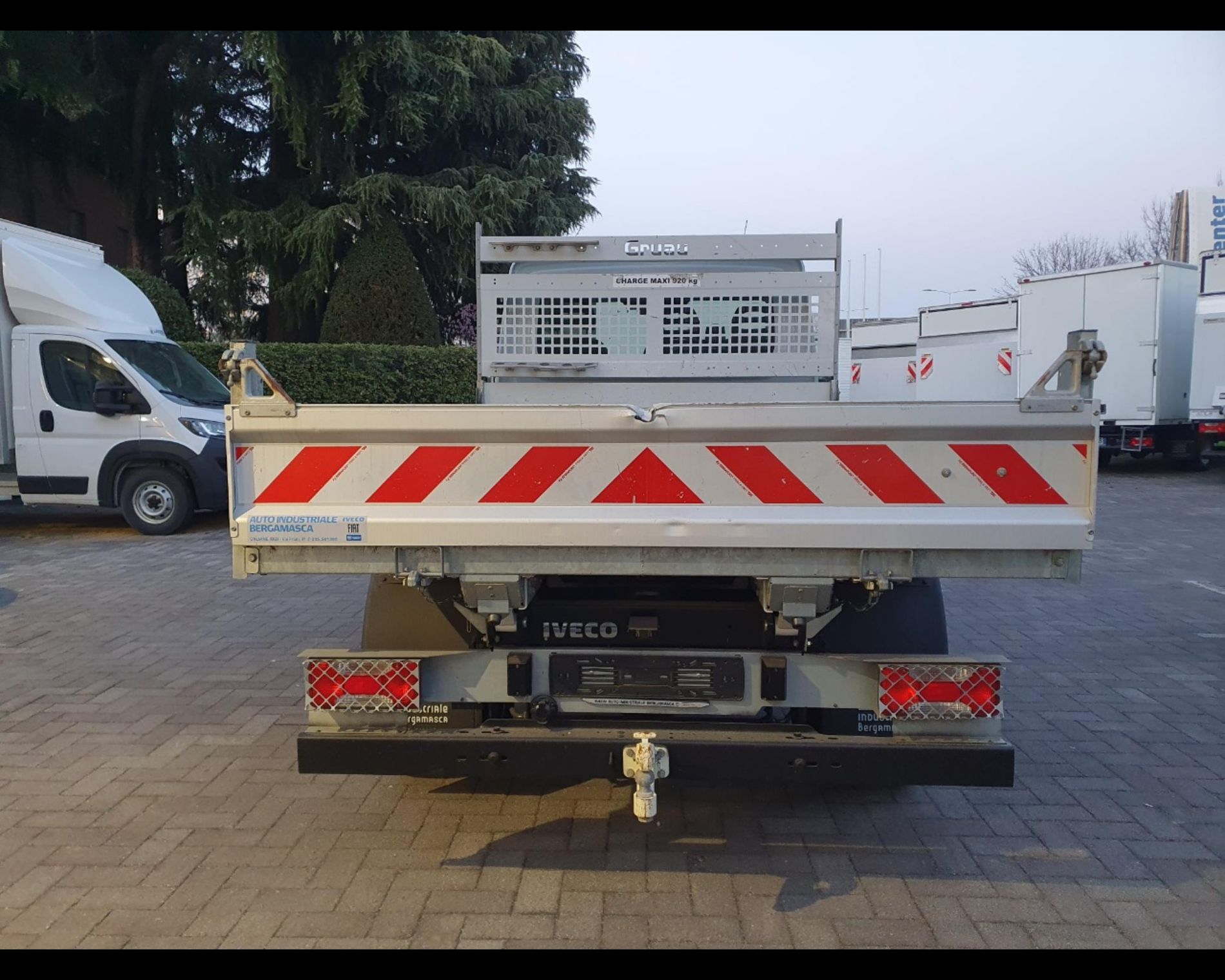 IVECO IVECO DAILY 35C14 CON RIBALTABILE  - AUTO INDUSTRIALE BERGAMASCA