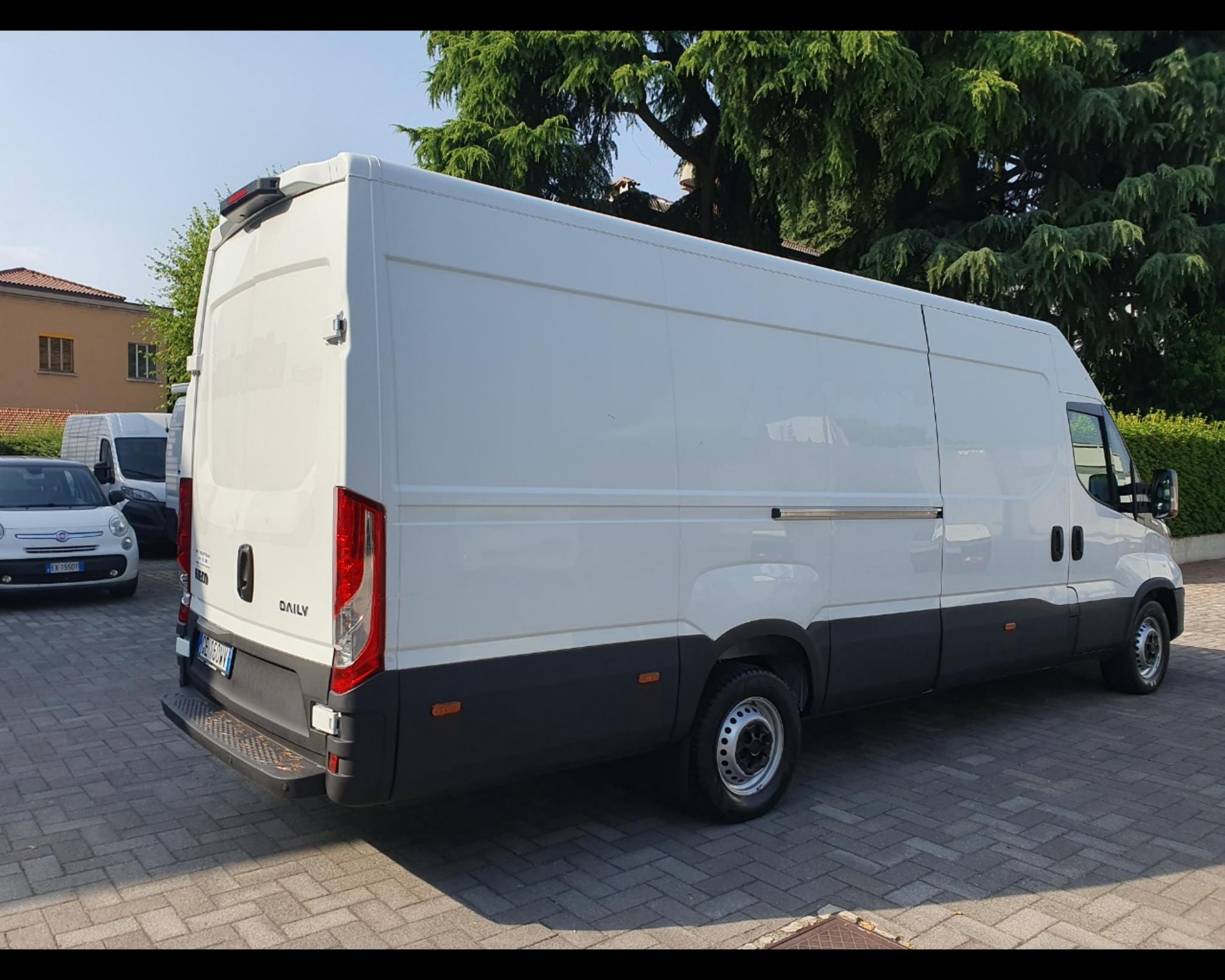 IVECO IVECO DAILY 35S14 L4H2 - AUTO INDUSTRIALE BERGAMASCA