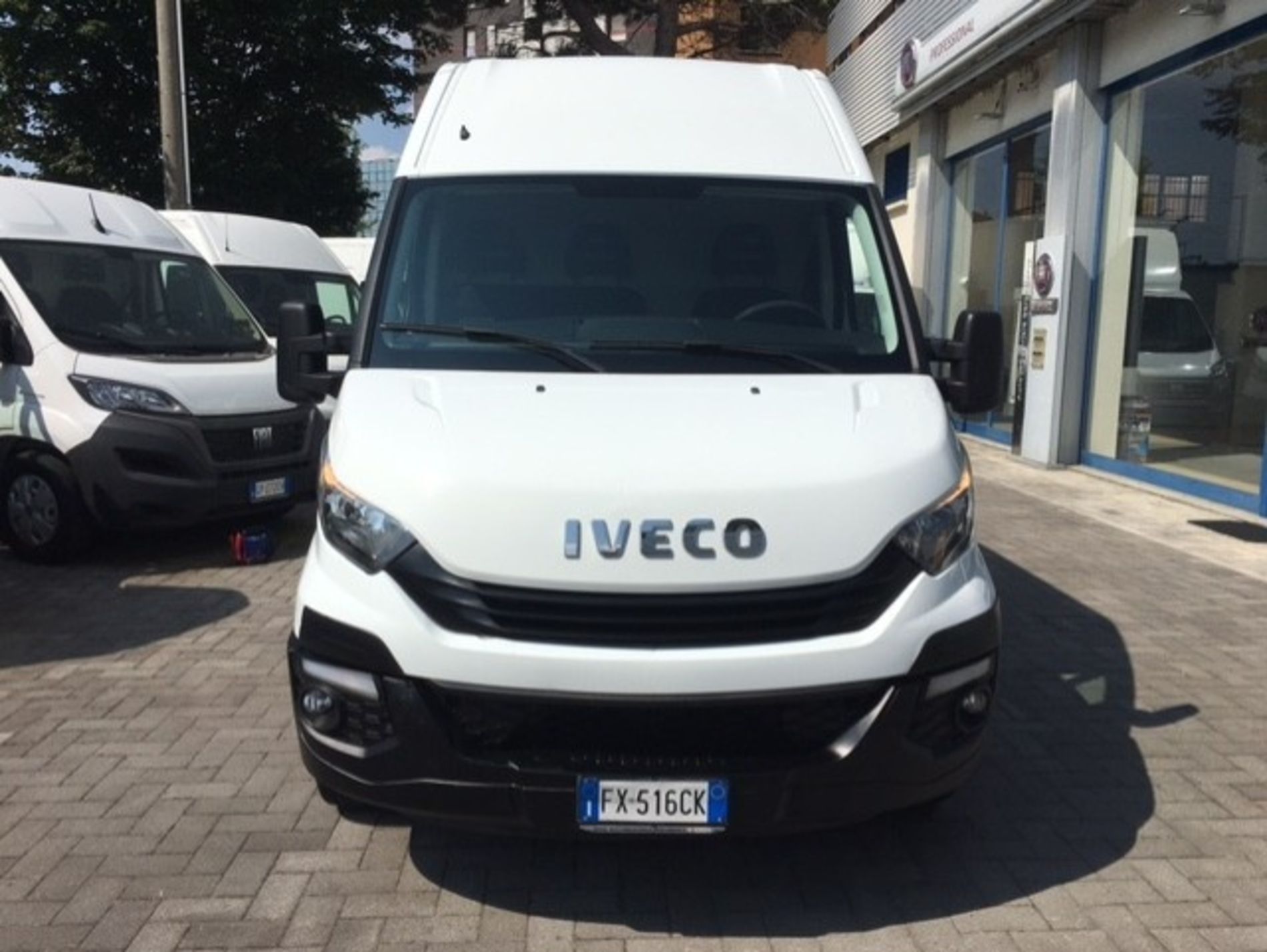 IVECO IVECO DAILY 3520L H2 35S14  - AUTO INDUSTRIALE BERGAMASCA