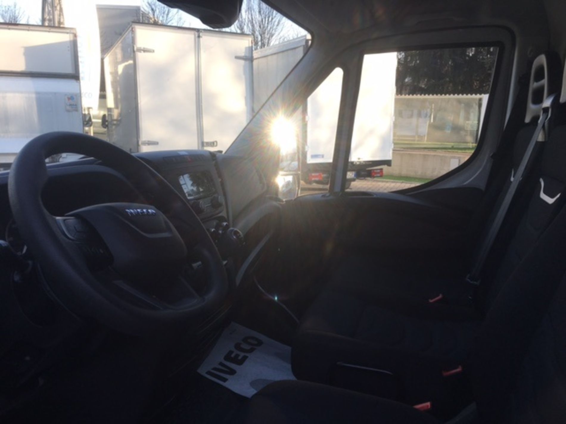 IVECO IVECO DAILY 35S16 CON SPONDA IDRAULICA - AUTO INDUSTRIALE BERGAMASCA