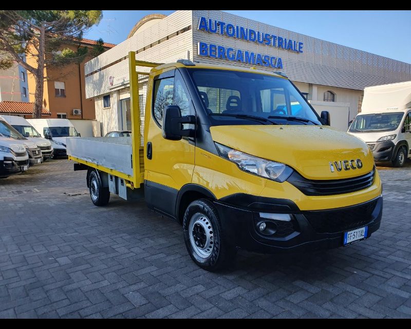 IVECO Daily V 35.12 E6 2016 - daily 35 S12 3750 cab. E6 - AUTO INDUSTRIALE BERGAMASCA