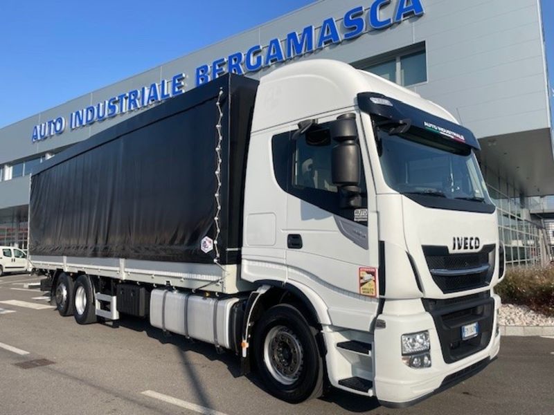 IVECO Stralis motrice 3 assi 460cv centina e sponda  - AUTO INDUSTRIALE BERGAMASCA